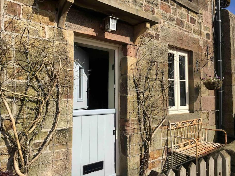 Honeysuckle Cottage Longnor  エクステリア 写真